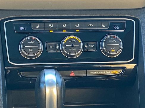 Certified 2023 Volkswagen Atlas Cross Sport SE w/ Panoramic Sunroof Package image 10