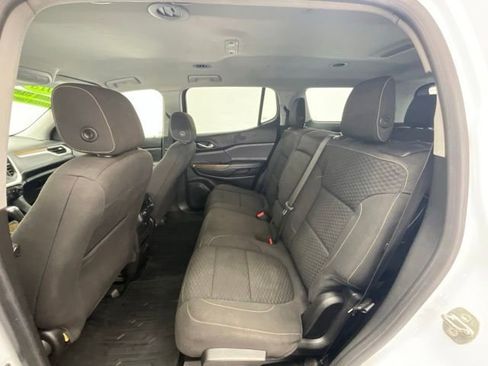 Used 2018 GMC Acadia SLE AWD/4WD image 7