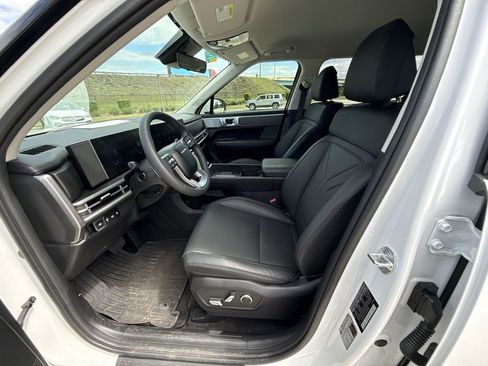 Used 2025 Hyundai Santa Fe SEL image 30