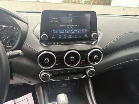Used 2025 Nissan Sentra SV FWD image 22
