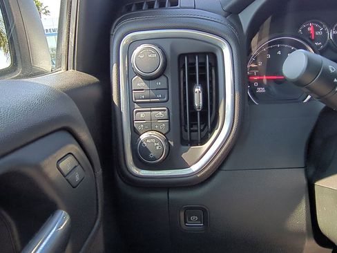 Used 2021 Chevrolet Silverado 1500 LT Trail Boss w/ Bed Protection Package image 17