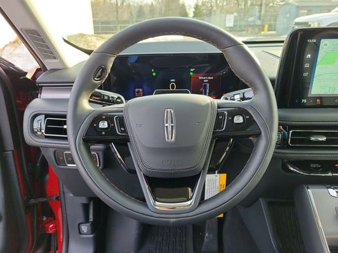 New 2026 Lincoln Aviator AWD image 23