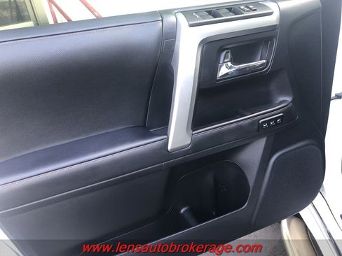 Used 2018 Toyota 4Runner Limited image 8