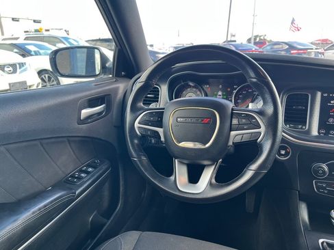 Used 2018 Dodge Charger R/T RWD image 16