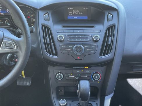 Used 2016 Ford Focus S image 12