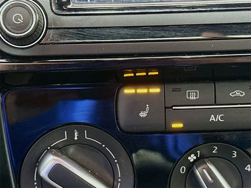 Used 2016 Volkswagen Jetta Sport image 20