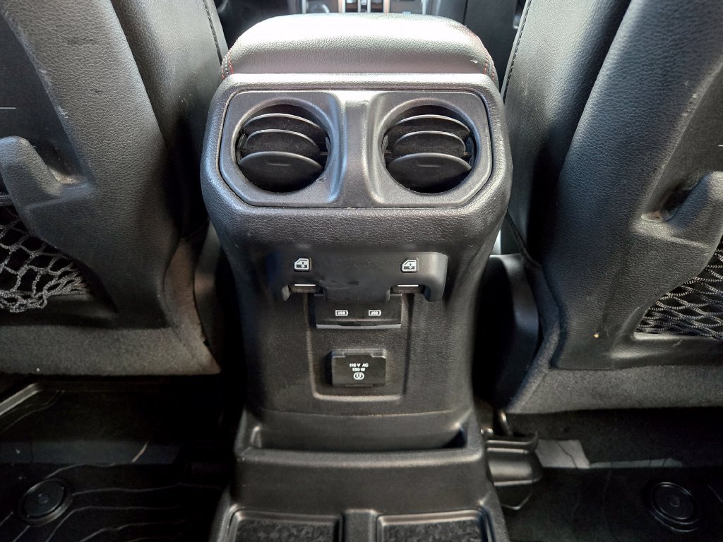 Used 2021 Jeep Wrangler Unlimited Rubicon AWD/4WD image 46