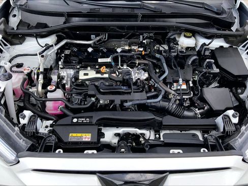 Used 2024 Toyota Corolla Cross AWD Hybrid w/ Convenience Package image 31