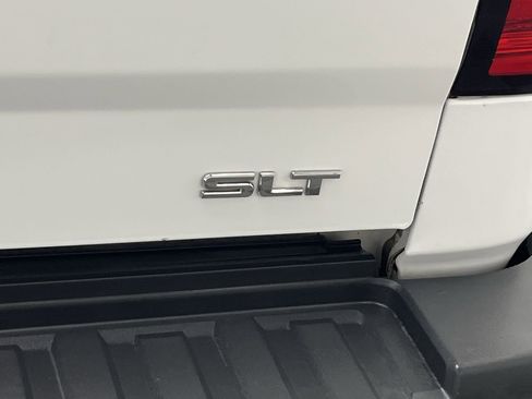 Used 2015 GMC Sierra 2500 SLT w/ Duramax Plus Package image 32