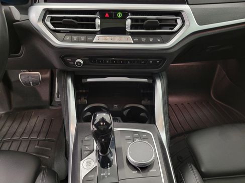 Used 2023 BMW 430i xDrive Coupe w/ M Sport Package AWD/4WD image 17