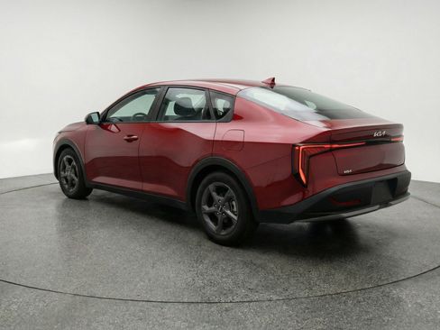 Used 2025 Kia K4 LXS image 6