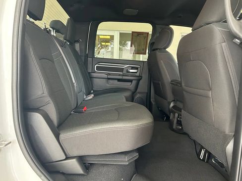 Used 2025 RAM 3500 Big Horn AWD/4WD image 31