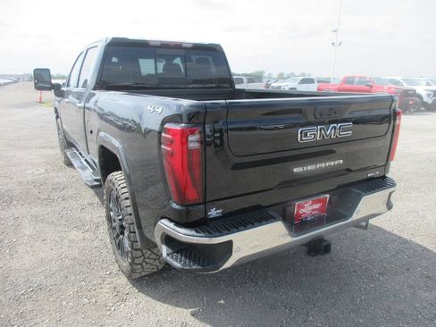 New 2026 GMC Sierra 2500 SLT w/ SLT Premium Package AWD/4WD image 9