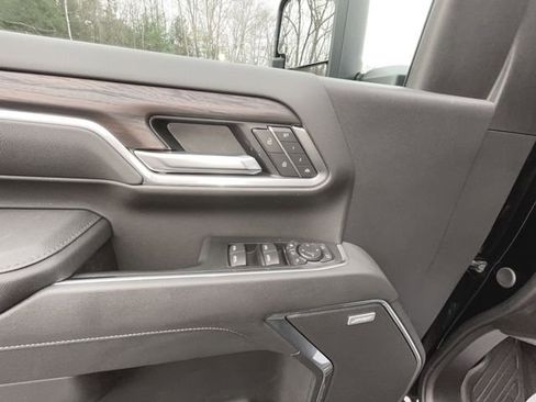 New 2026 GMC Sierra 3500 SLT image 26