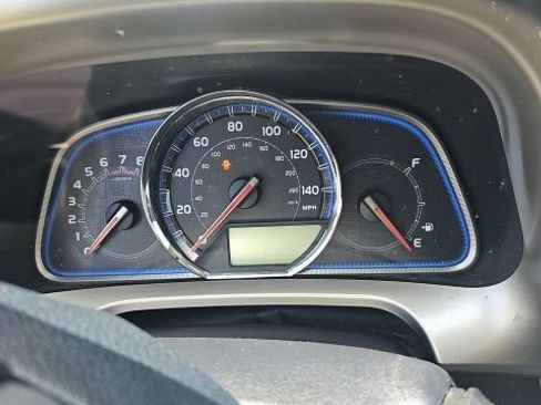 Used 2013 Toyota RAV4 Limited AWD/4WD image 1