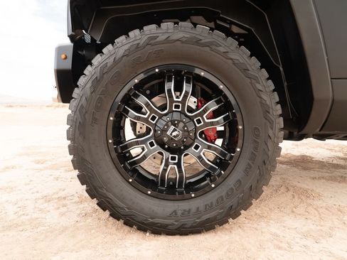 Used 2017 Jeep Wrangler Unlimited Sport w/ Quick Order Package 24S AWD/4WD image 32