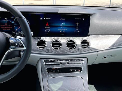 Used 2021 Mercedes-Benz E 450 4MATIC Sedan image 7