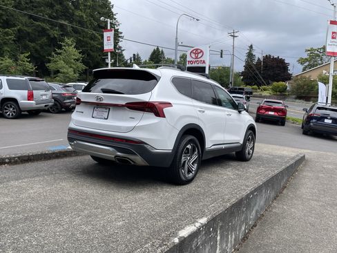 Used 2022 Hyundai Santa Fe SEL AWD/4WD image 9