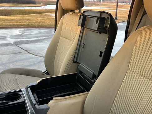 Used 2017 Ford F250 XLT w/ XLT Premium Package image 19