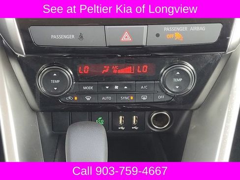 Used 2025 Mitsubishi Eclipse Cross AWD image 25