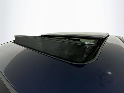 Used 2024 Acura RDX SH-AWD image 9