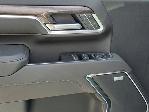 New 2026 Chevrolet Silverado 2500 LTZ w/ LTZ Premium Package image 10