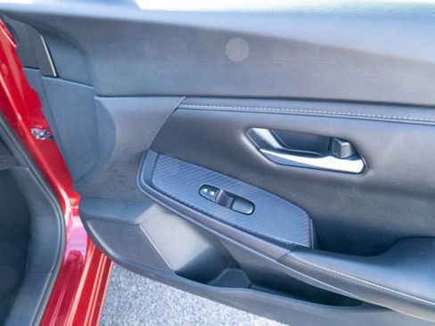 Used 2024 Nissan Sentra SV image 41