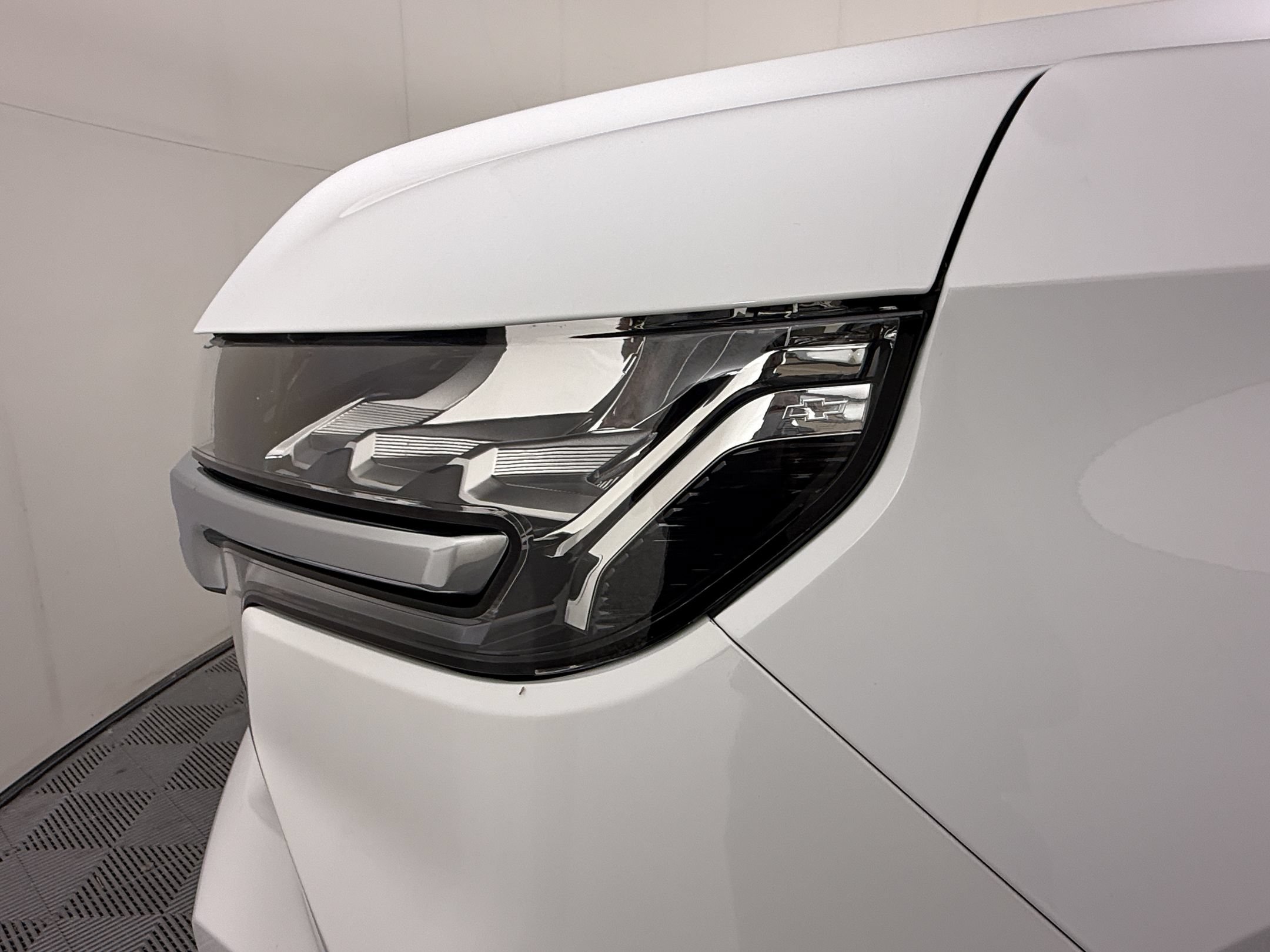 Used 2023 Chevrolet Tahoe High Country w/ Advanced Technology Package AWD/4WD image 12