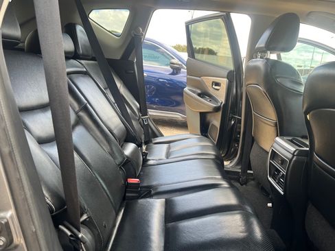 Used 2016 Nissan Murano SL w/ SL Technology Package FWD image 14