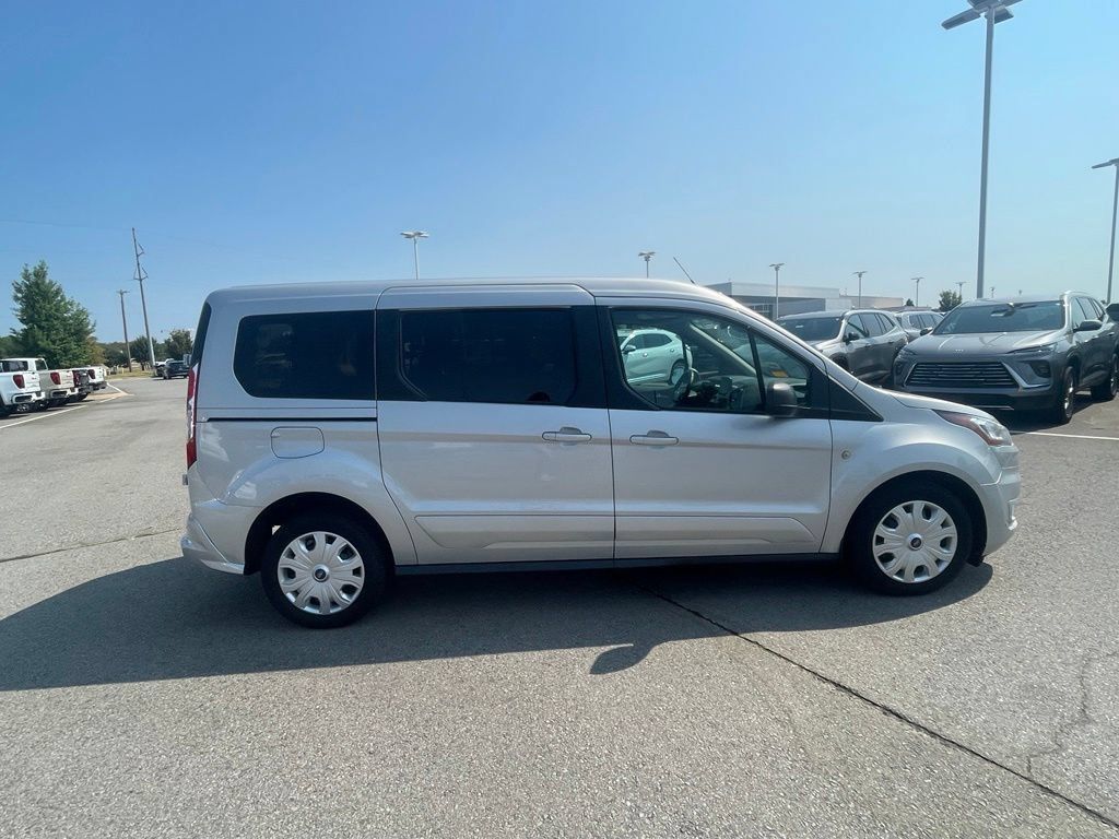 Used 2022 Ford Transit Connect XLT FWD image 10