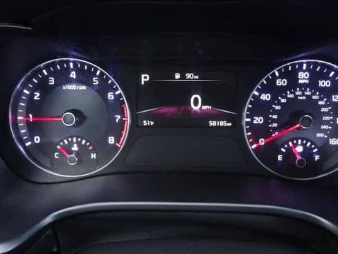 Used 2023 Kia Forte LXS image 17