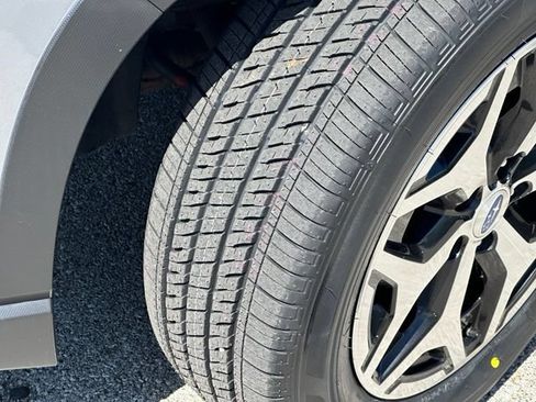 Used 2019 Subaru Forester Premium AWD/4WD image 11