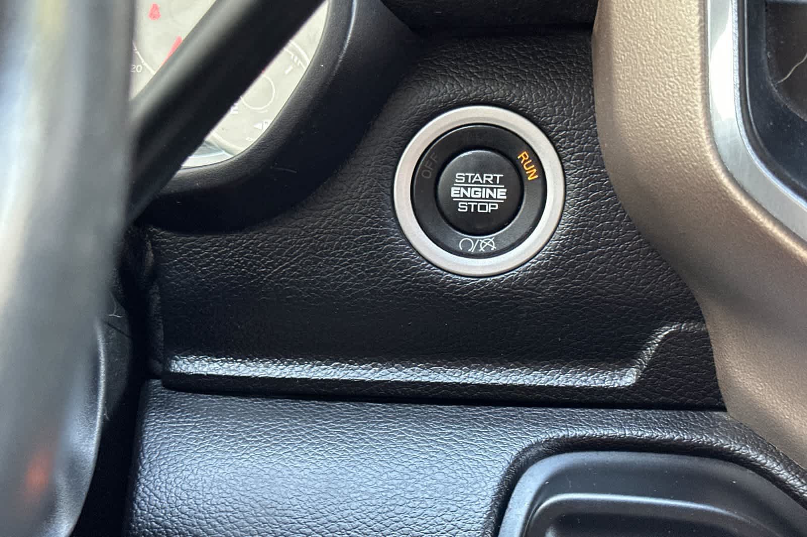 Used 2022 RAM 2500 Laramie AWD/4WD image 28