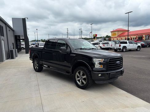 Used 2015 Ford F150 XLT w/ Equipment Group 302A Luxury AWD/4WD image 7