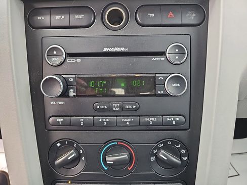 Used 2008 Ford Mustang GT Premium image 24