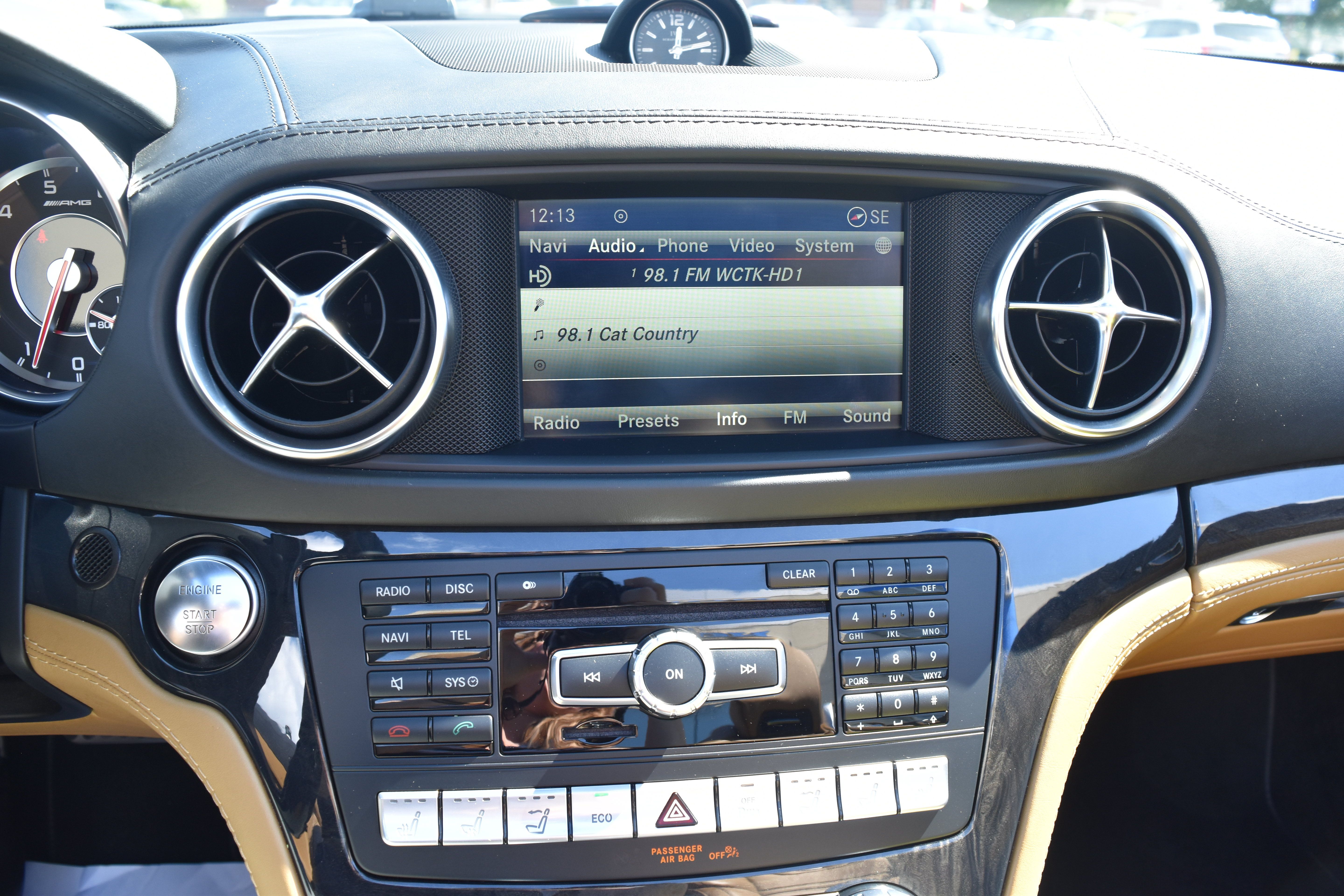 Used 2014 Mercedes-Benz SL 63 AMG image 20