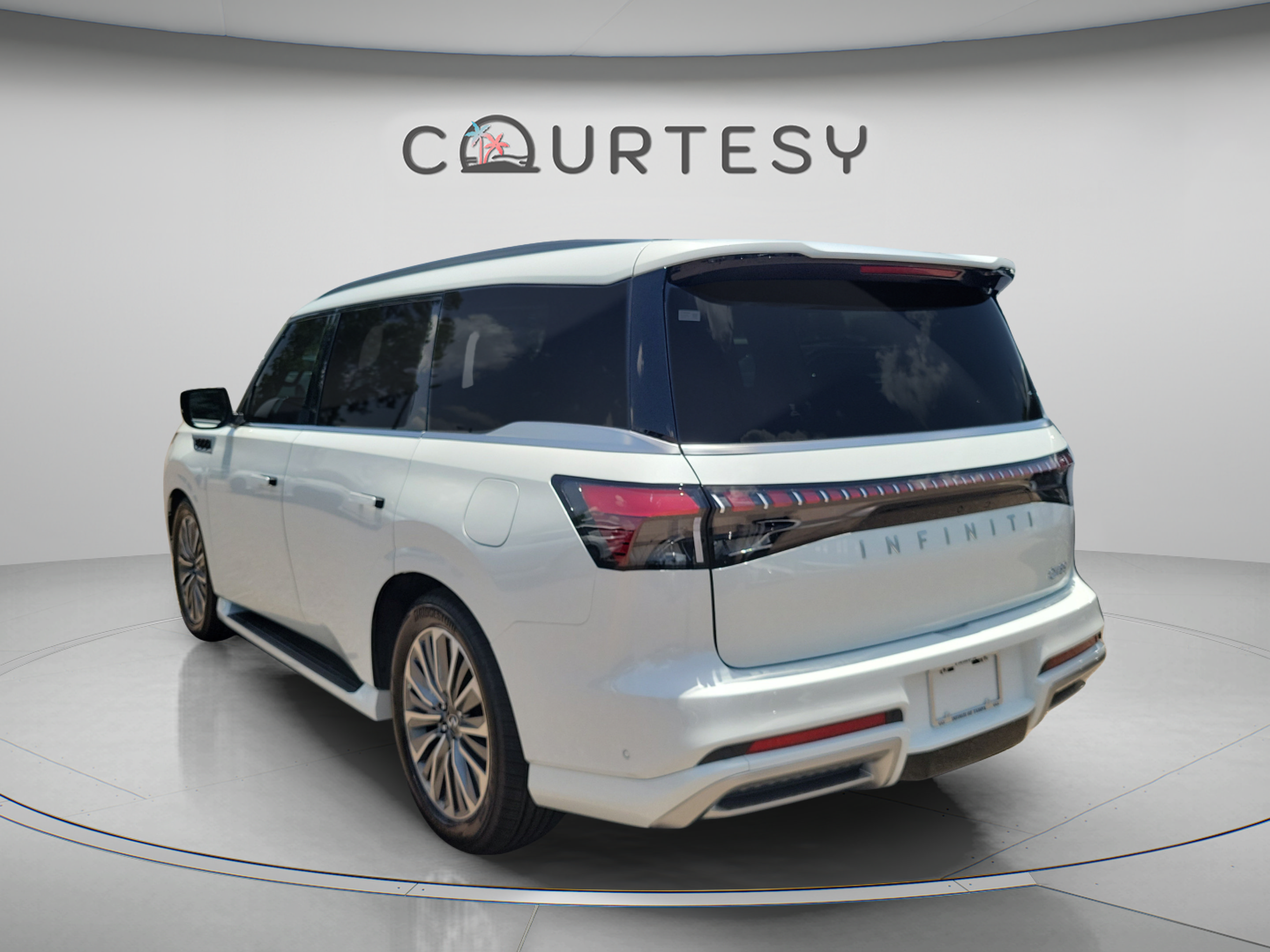 New 2027 INFINITI QX80 Luxe w/ Cargo Package AWD/4WD image 2