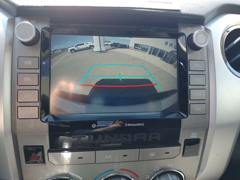 Used 2020 Toyota Tundra 4x4 CrewMax image 18