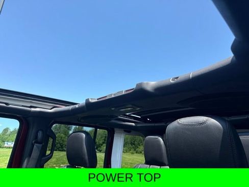 Used 2021 Jeep Wrangler Unlimited Sahara w/ Uconnect 4C Nav & Sound Group AWD/4WD image 29