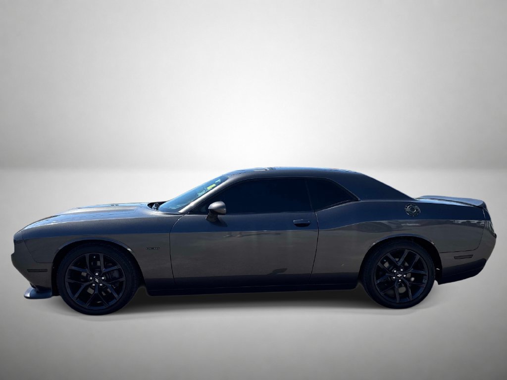 Used 2019 Dodge Challenger R/T w/ Blacktop Package RWD image 6