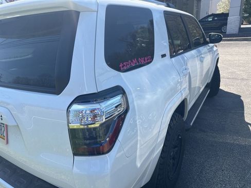 Used 2023 Toyota 4Runner SR5 Premium w/ Moonroof Package image 9