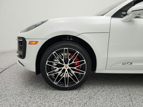 Used 2022 Porsche Macan GTS AWD/4WD image 30