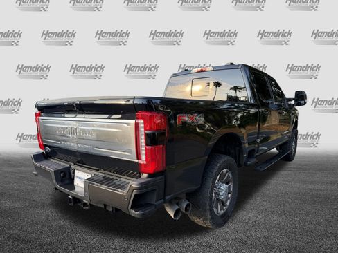 Used 2025 Ford F350 King Ranch w/ FX4 Off-Road Package AWD/4WD image 9