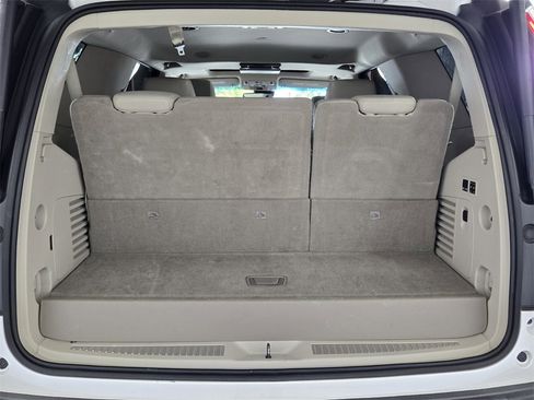 Used 2016 Cadillac Escalade Premium image 14