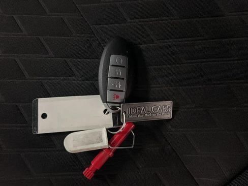 Used 2021 Nissan Kicks SV FWD image 23