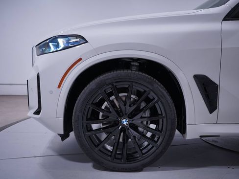 Used 2026 BMW X5 sDrive40i w/ M Sport Package RWD image 2