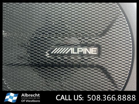 Used 2022 Jeep Wrangler Unlimited Rubicon w/ Cold Weather Group image 17