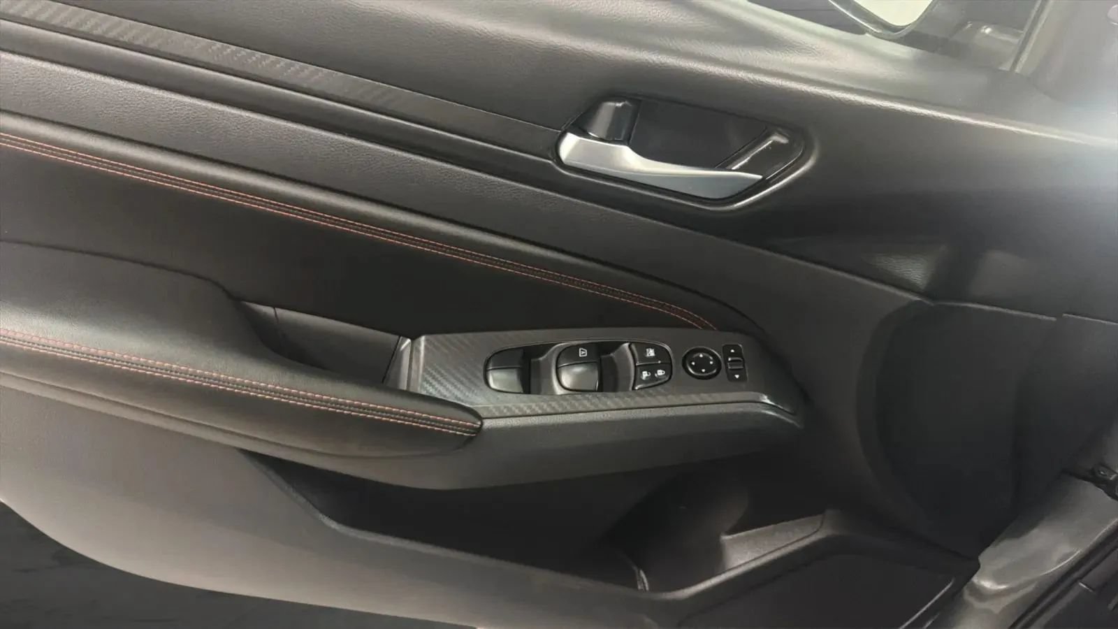 Used 2022 Nissan Altima 2.5 SR w/ Midnight Edition Package FWD image 17