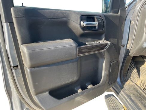 Used 2021 Chevrolet Silverado 1500 RST image 25