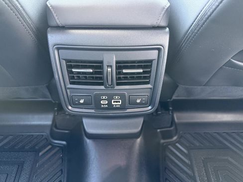 Used 2026 Subaru Outback Limited XT AWD/4WD image 36